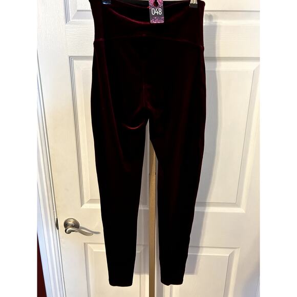 Spanx Red Velour Leggings, Size Large - Picture 4 of 5